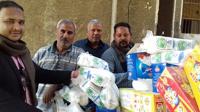 ضبط ربع طن ملح طعام و500 عبوة عصير منتهين الصلاحية بالأقصر  (صور)