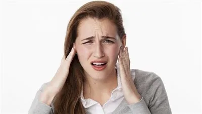 إليكِ أعراض تسوس عظمة الأذن وطرق علاجها!