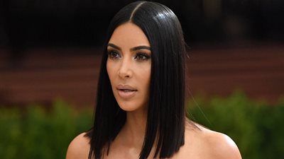 كيم كارديشان تتناول 