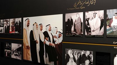 توافد أعداد كبيرة من الزوار على معرض 