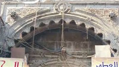 رئيس الآثار الإسلامية السابق: كان يجب ترميم وكالة العنبريين والهدم خطأ لهذه الأسباب 