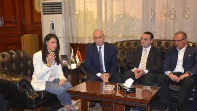 وزيرة السياحية تزور الأقصر لمناقشة مشكلات القطاع السياحي (صور)