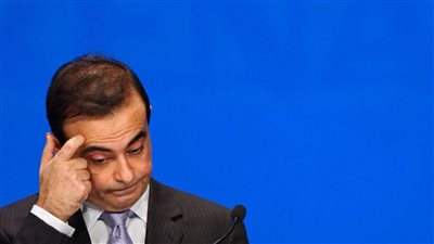 في تطور مفاجئ.. محامي كارلوس غصن يستقيل