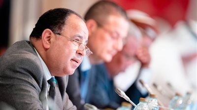  اتحاد البنوك والضرائب يبحثان التطبيق الامثل لتعديل قانون ضريبة الدخل على أذون الخزانة