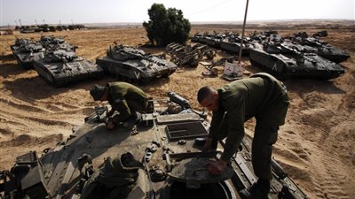 الاحتلال الإسرائيلي يحشد قواته على حدود القطاع