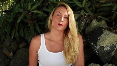 تعرف على أول امرأة تزور جميع بلدان العالم