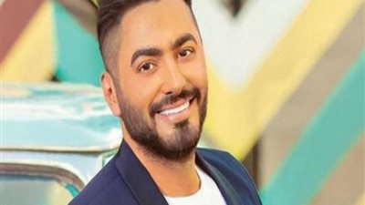 جولة مع الفنانين.. تامر حسني ينصح جمهوره لنجاح حبهم