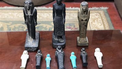 أمن دمياط يحبط محاولة لتهريب 10 تماثيل أثرية 