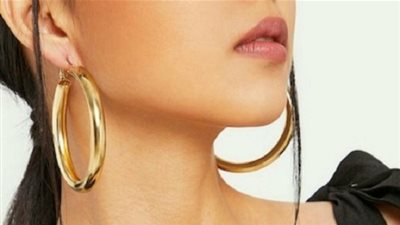 أقراط الأذن الدائرية أحدث موضة في موسم 2019 (صور)