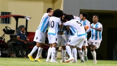 تعليق ناري من رئيس سموحة عن بيراميدز