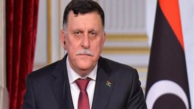 السراج يبحث مع قائد 