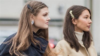 إليكِ طرق تنسيق اكسسوارات ومشابك الشعر موضة 2019 (صور)