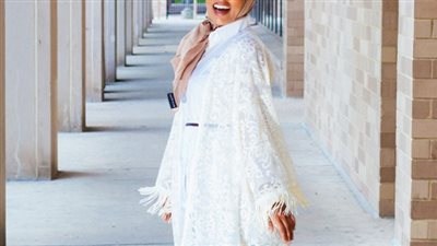 أفكار عصرية للمحجبات لارتداء الكارديجان الطويل الدانتيل (صور)