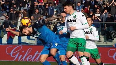 جنوى يصعق لاتسيو في الدوري الإيطالي