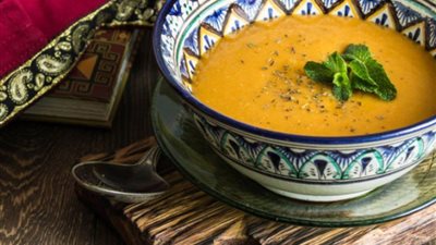 على الطريقة التركية.. حضري شوربة العدس بالنعناع