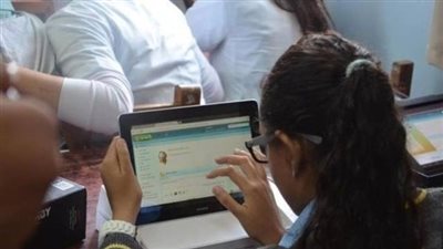 'الوزراء': لا صحة لتحمل 'التعليم' لتكلفة تشغيل التابلت بالمدارس الخاصة