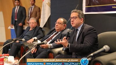محاضرة لوزير الآثار بجامعة حلوان لاستعراض أهم اكتشافات ومشاريع الوزارة