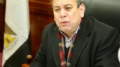 محافظ كفر الشيخ: الانتهاء من توزيع 21 ألف جهاز تابلت على الإدارات التعليمية