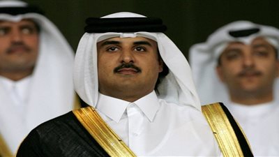 أزمة السيولة ترغم أمير قطر على تخفيض سنداته الأمريكية
