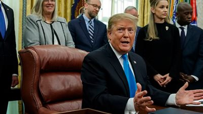 ترامب يتوقع نهاية الصحافة الأمريكية فى 6 سنوات