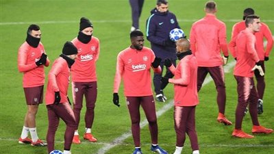 برشلونة يفقد صخرة دفاعه في الكلاسيكو