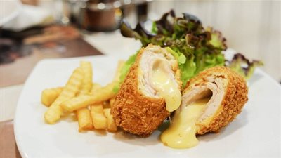 طريقة تحضير رول الدجاج بالجبن و المشروم