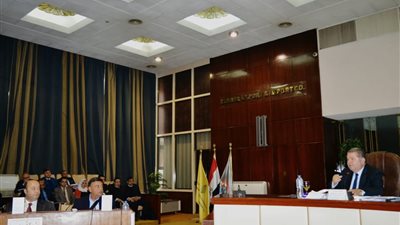 وزير قطاع الأعمال: 65.4 مليار جنيه إجمالي استثمارات الشركة القابضة للتأمين وشركاتها التابعة     