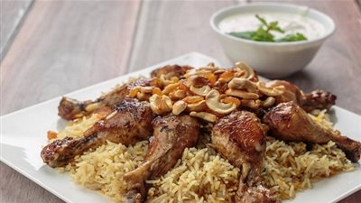 طريقة عمل أرز مكسيكي بالدجاج