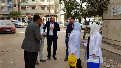 وكيل صحة القليوبية يتفقد أعمال حملة التطعيم ضد شلل الأطفال ببنها (صور)