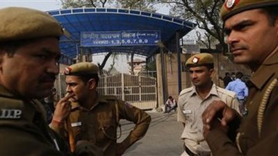 الهند تفرض حظرا ببعض مناطق كشمير  