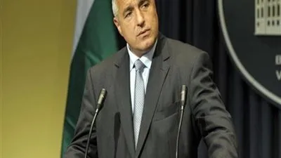 وزيرة الهجرة تستقبل رئيس وزراء بلغاريا على هامش مشاركته في القمة العربية الأوروبية