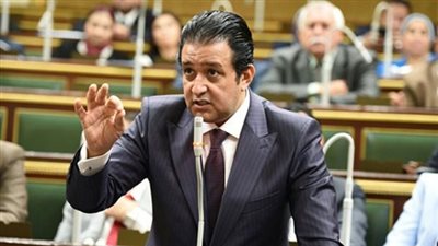 علاء عابد يتقدم بطلب إحاطة بشأن انتشار القمامة بمركز الصف