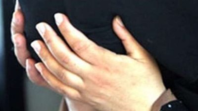 حبس سيدة لسرقتها مشغولات ذهبية بالجمالية