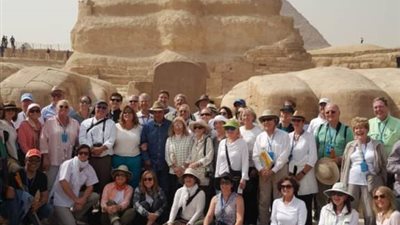 حواس يكشف أسرار لوحة 