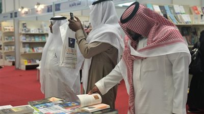  15 ألف عنوان في معرض الكتاب الرابع بجامعة الباحة