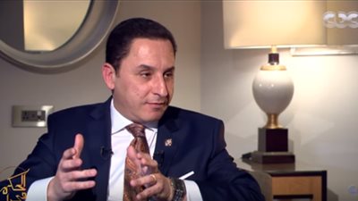 استشاري الأبحاث الإكلينيكية بمؤسسة إيمز الأمريكية يكشف عن علاج جديد للسرطان