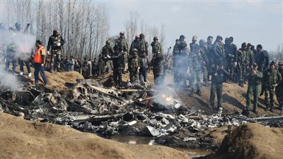 باكستان تغلق مجالها الجوى أمام جميع الطائرات التجارية 