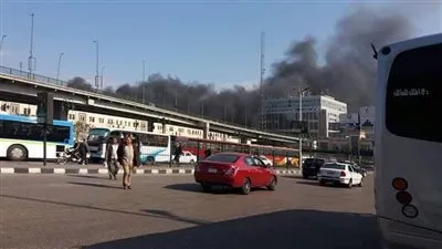 شلل مروري بشارع رمسيس بسبب حريق محطة مصر