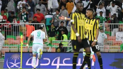 مهاجم بيراميدز يتغنى بـ 