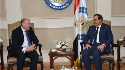مباحثات مصرية أسترالية بترولية لبحث التعاون بين البلدين فى مجالات التعدين