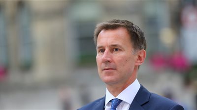 وزير خارجية بريطانيا يغادر عدن بعد مشاورات مع 