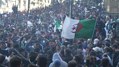 مظاهرات في ولايتي بجاية وقالمة الجزائريتين رفضا لترشح بوتفليقة 