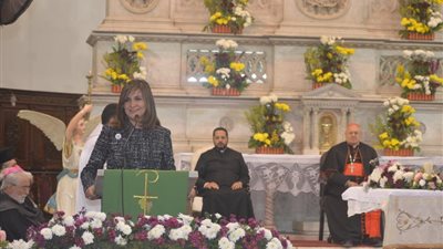 نبيلة مكرم: لا نفرق بين مسلم ومسيحي في مصر 