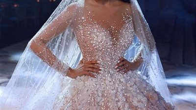 أفضل فساتين زفاف مرصعة بالكريستال لإطلالة مميزة 