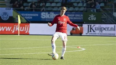 دي يونج: هذه خطتنا للفوز على ريال مدريد