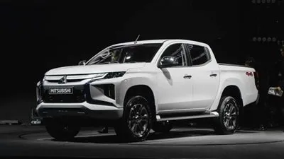 تجربة قيادة شاحنة 