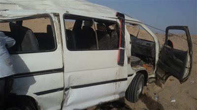 إصابة 6 فى تصادم سيارتين بالصحراوي الغربي ببني سويف