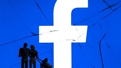 فرنسا تكشف عن خطط لفرض ضرائب جديدة على عمالقة الإنترنت