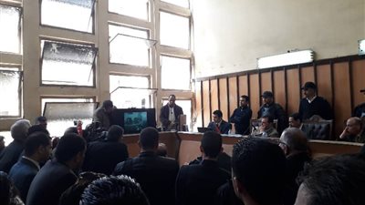 جنايات بورسعيد: تأجيل محاكمة رئيس مصلحة الجمارك إلى 1 إبريل مع استمرار حبس المتهمين 