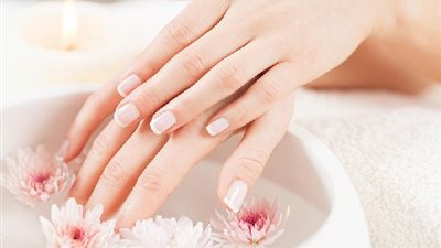 وصفات طبيعية لشد اليدين.. جربيها